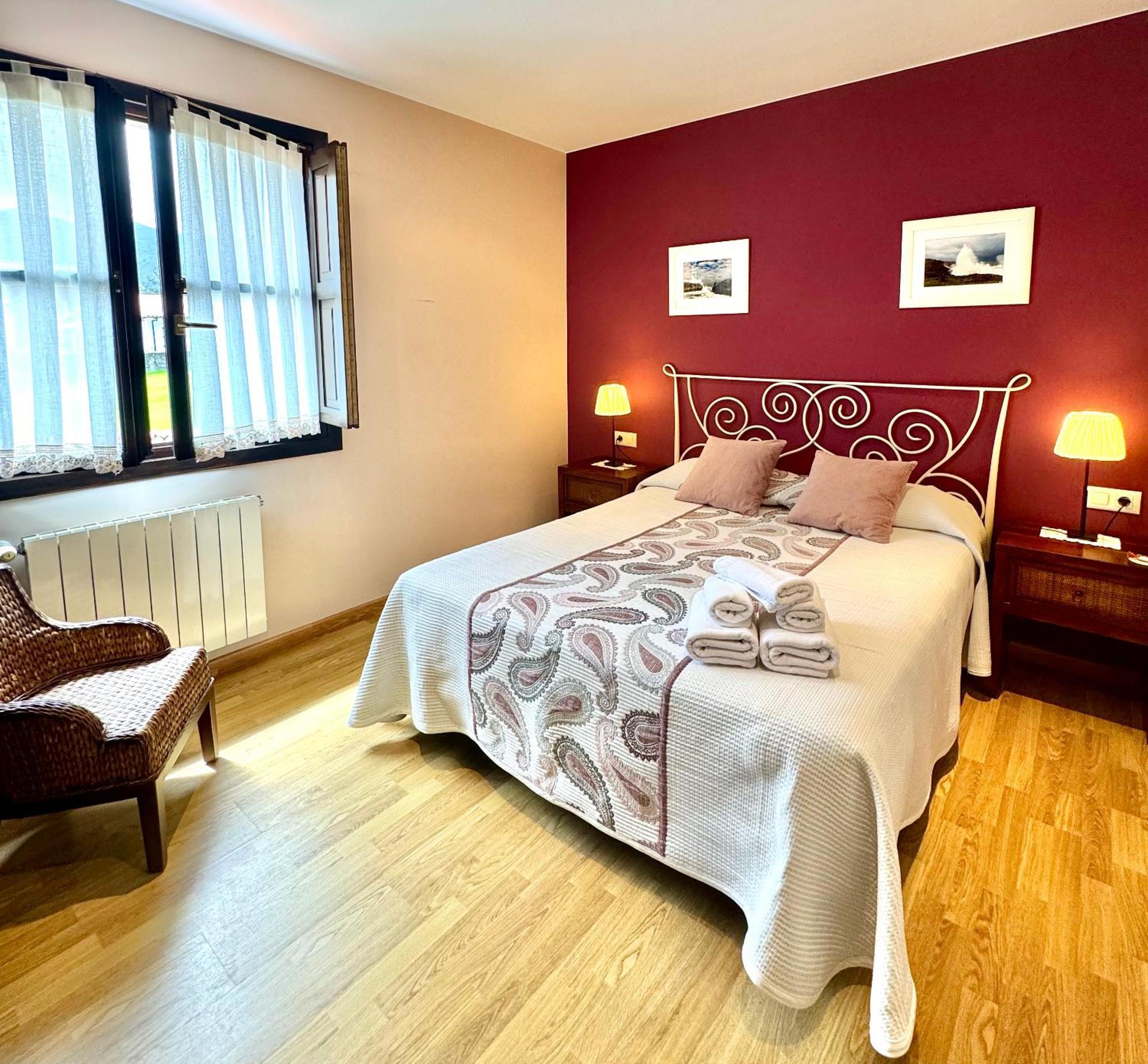 Hotel Rural El Texeu Паррес-де-Льянес Экстерьер фото